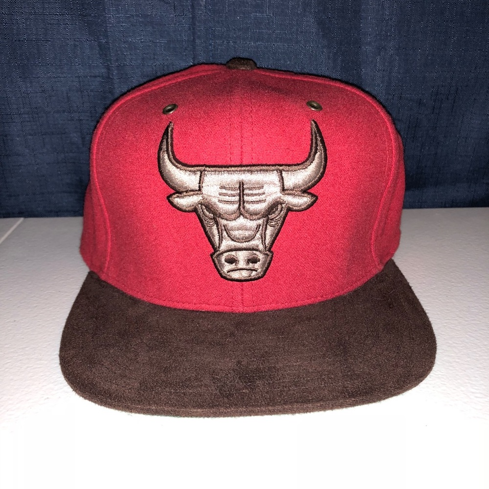 Mitchell & Ness BULLS strap back hat